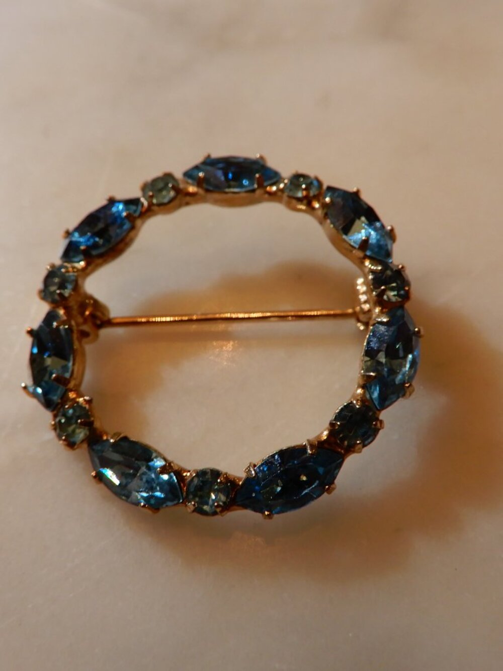Vintage Rhinestone Circular Brooch - Picture 3 of 6